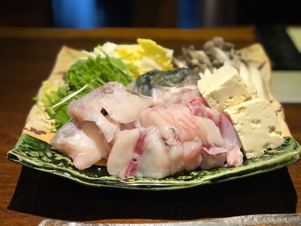 ふぐ鍋予約承ります。
