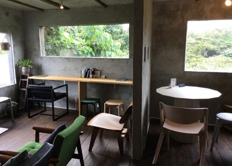 北中城にあるオシャレなカフェ