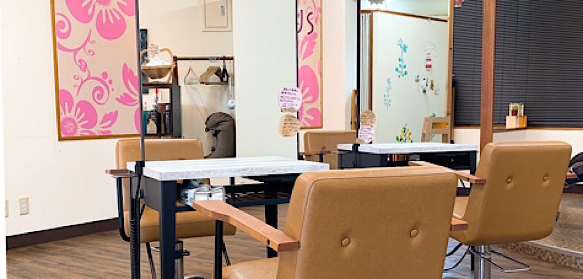 沖縄 那覇市国場 美容室 Paus 低ジアミンカラー 髪と頭皮に優しいデトックスシステム導入 エイジングケア ヘッドスパに特化した美容室