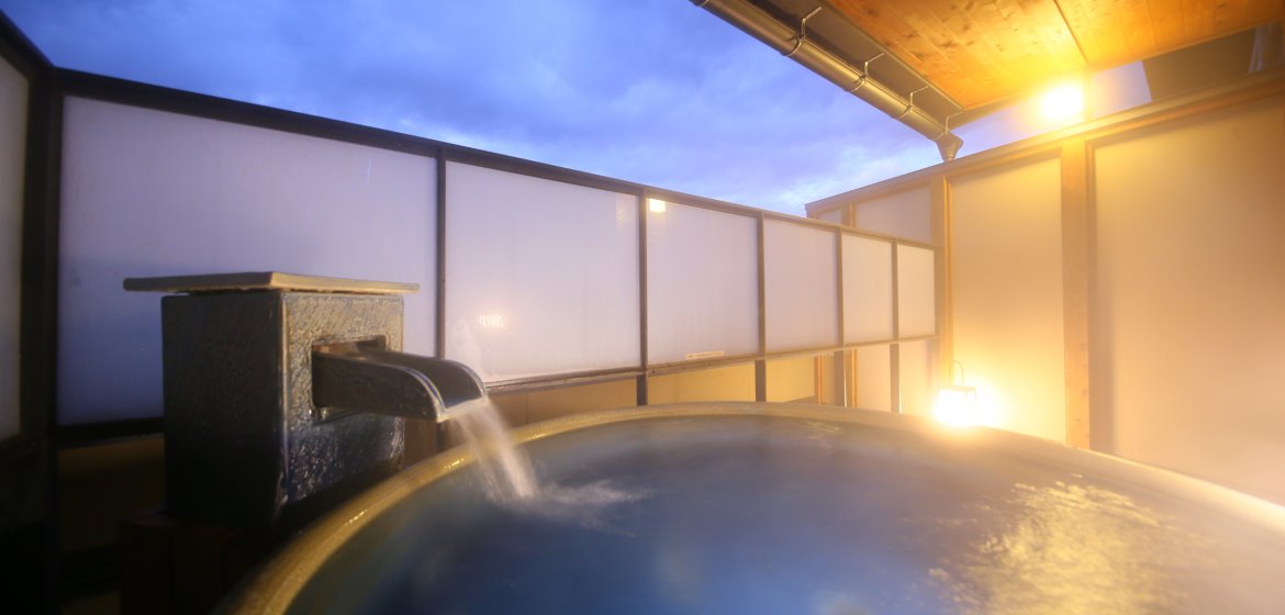 長野県松本市浅間温泉の貸切露天風呂とバリアフリーの温泉旅館