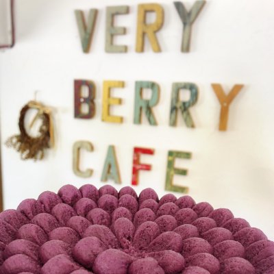 VERY BERRY CAFE