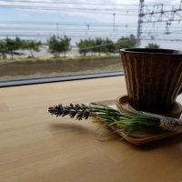 海と電車の見えるカフェKu-u-kan