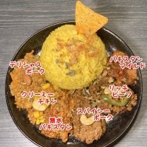 カレー ＆ からあげ ＆ ライブ　ホットタイム