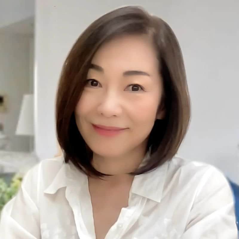 プロフィール