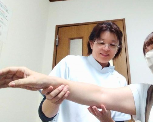 ばね指の繰り返す痛み、もう諦めない!根本改善で自由な指へ