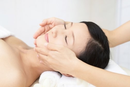 小顔になれない理由は◯◯!間違った方法で損してない?
