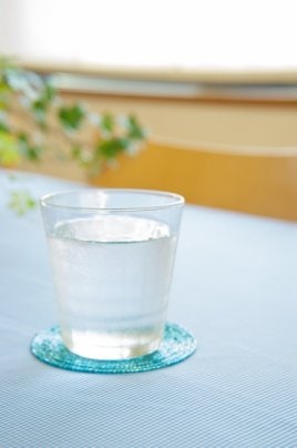 40代からの不調は「水分不足」ではなく「お水不足」が原因かも?