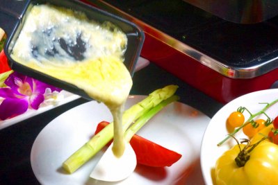 当店イチ押し！スイス体験、ラクレットグリル！