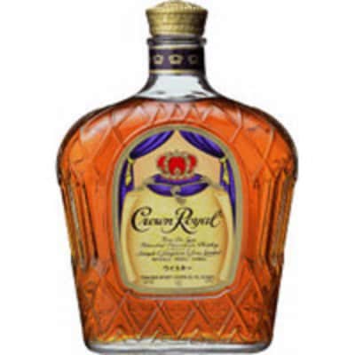 750ml クラウン ローヤル 2450円
