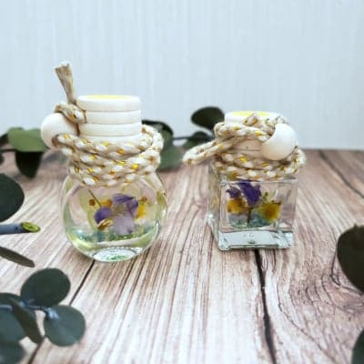 【送料無料】青紫の小花×カスミソウ(イエロー)ミニ☆フレグランスハーバリウム