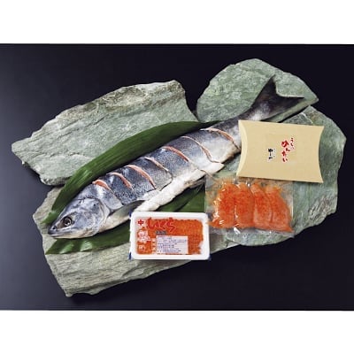 【お歳暮にぴったり】北海道産いくら・新巻鮭(片身)とやまや明太子|送料無料