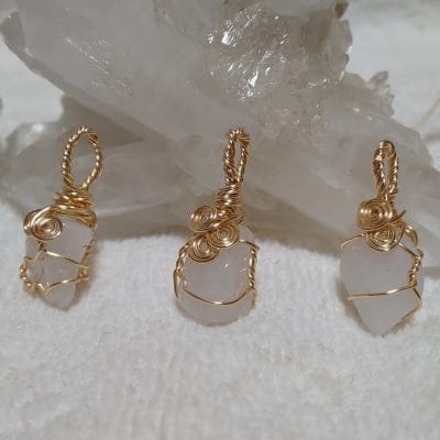 アゼツライトのワイヤーラッピングペンダントトップ 銀行振込のみ パワーストーンで幸運をあなたに Universal Love Crystal ユニバーサルラブクリスタル 横浜 ツクツク 通販 モバイル 最もお得な高ポイント還元通販サイト