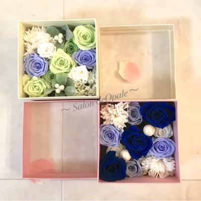 〜opaleオリジナル〜 BOXアレンジ(グリーン) プリザーブドフラワーとパフュームフラワーのフラワーアレンジメント 全国配送 誕生日プ結婚祝い 新築祝い 引き出物 フラワーギフト 枯れない花