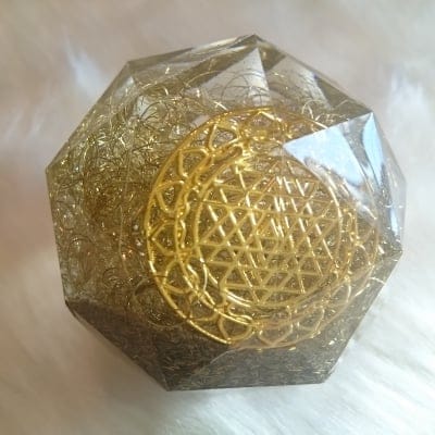 Hiro✡オリジナル オルゴナイト〜Orgonite〜60面体