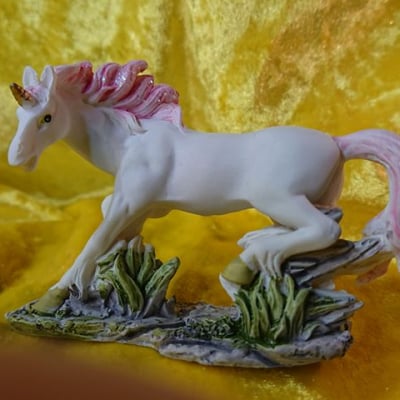 ユニコーンフィギュア セドナ買付