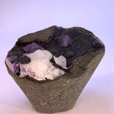 カダクワニ産アメジストオンカルサイト結晶 53g amethyst【3%ポイント還元】