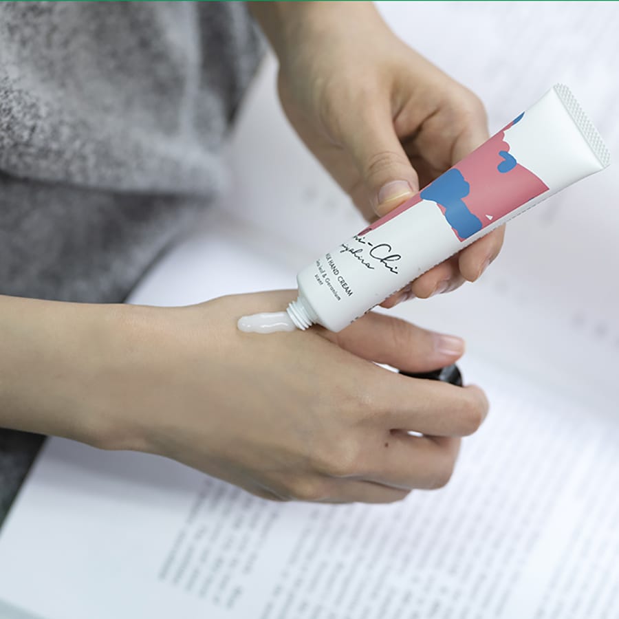 Chi-Chi ミルクハンドクリーム | ゲットウ ＆ ゼラニウム の香り | 30g