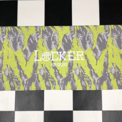 LOCKER CAGERS COLOR CAMO TOWEL
