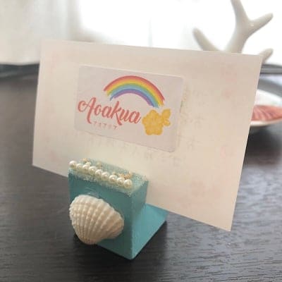 小粒パールとシェルのカードスタンド (ターコイズ)