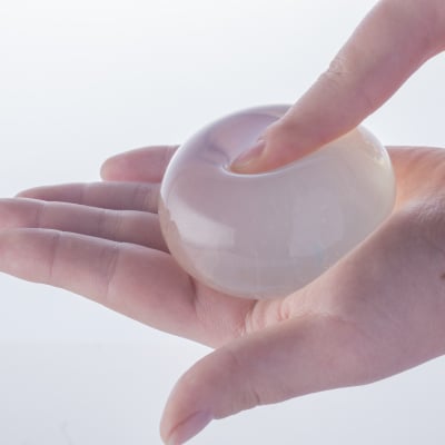 お得なキャンペーン中!【冬にこそ違いの分かる石けん】白美の雫 洗顔石鹸(100g)