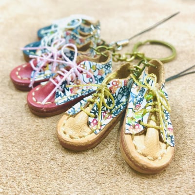 紅型DESIGNスニーカーストラップ
