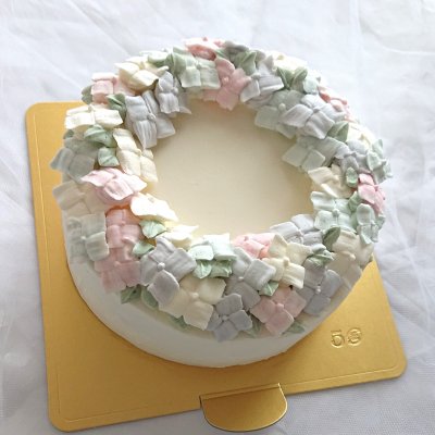 完全受注生産 紫陽花のリース型 バタークリームのフラワーケーキ