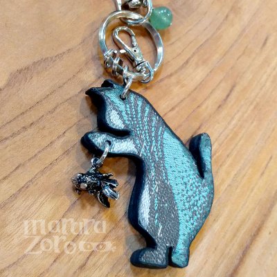 【猫型キーホルダー・渡邊印】 ハンドメイド 和柄猫 帯生地 革製品