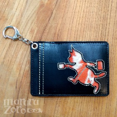 【猫柄 パスケース・渡邊印】 ハンドメイド 和柄猫 帯生地 革製品