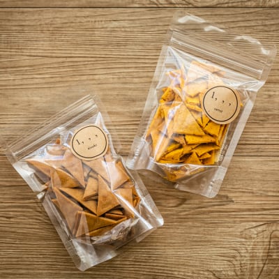 【犬用】✴︎無添加米粉クッキー✴︎ 三角形 70g 無農薬米粉を使用した"グルテンフリー"のアレルギー対応クッキー