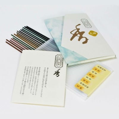 【焚きくらべ花琳】お線香をもっと知っていただけるようお試し用のお線香を 発売いたしました。王朝の香り「花琳」シリーズと「白雪」「白檀白雪」の8種類の香りを お試しいただけます。
