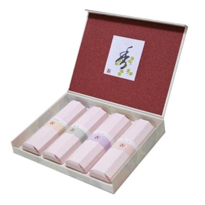 【送料全国一律520円】香雲 香合わせギフト4本入 /ご先祖様や故人に真心伝える香りのお供えに|ご進物用お線香