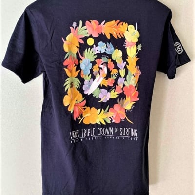 「VANSトリプル・クラウン・オブ・サーフィン」オフィシャルのロゴ入りTシャツ