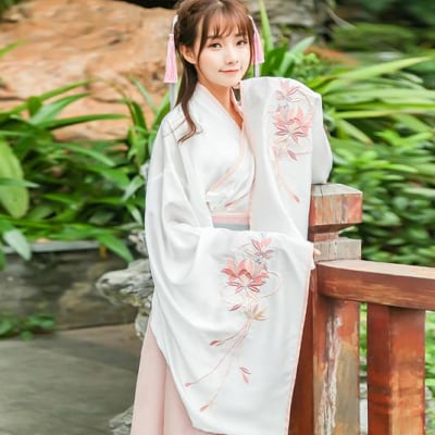 チャイナドレス 大人用 中国宮廷風唐装 漢服 カジュアル 綿麻花柄エレガント 復古風コスプレ衣装 写真撮影 パーティー用ドレス レディース 古代コスプレ衣装 中華コスプレ服 ロングタイプ 大きい袖演出服 上着+スカート セットアップ