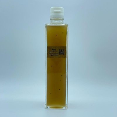 キュウイ醗酵ドリンク原液【腸活快腸】防腐剤、保存剤不使用”本数限定” 5倍〜7倍希釈お好みで*ドリンクとして飲むのも良し *ファスティングの代替としても良し *サラダドレッシングとしても良し・炭酸水、お酒、ヨーグルトなどにもご利用いただけます。