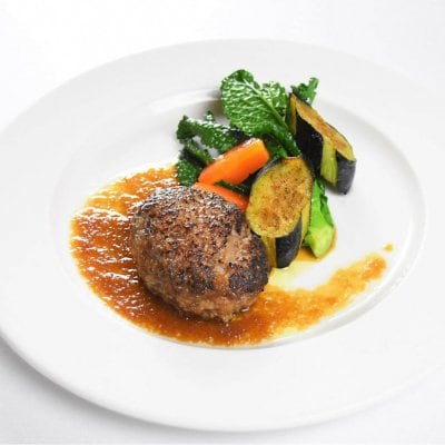 空翔ぶハンバーグ 10個入 絶大な人気を誇る「山カフェレストランKUREHA」の最高級佐賀牛と佐賀県産豚を贅沢に使用{専用和風ジャポネソース&調理レシピ付}