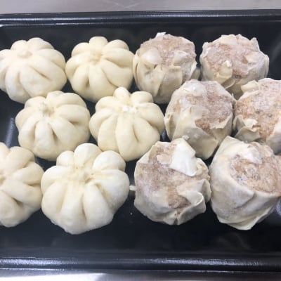 【送料無料】おきなわブランド豚 金アグー シュウマイ13個&ミニ豚まん12個(冷凍)