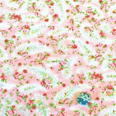 人気のモダmoda|ファブリック110cm×50cm〜DAWSEY PAISLEY バラ&ペイズリー柄|ピンク|カルトナージュの材料に♪