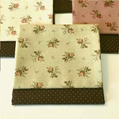 【セール品】2枚組カットクロス|ローズ×ドット(4、ライトグリーン)QUILT GATE キルトゲイト|カルトナージュの材料に♪