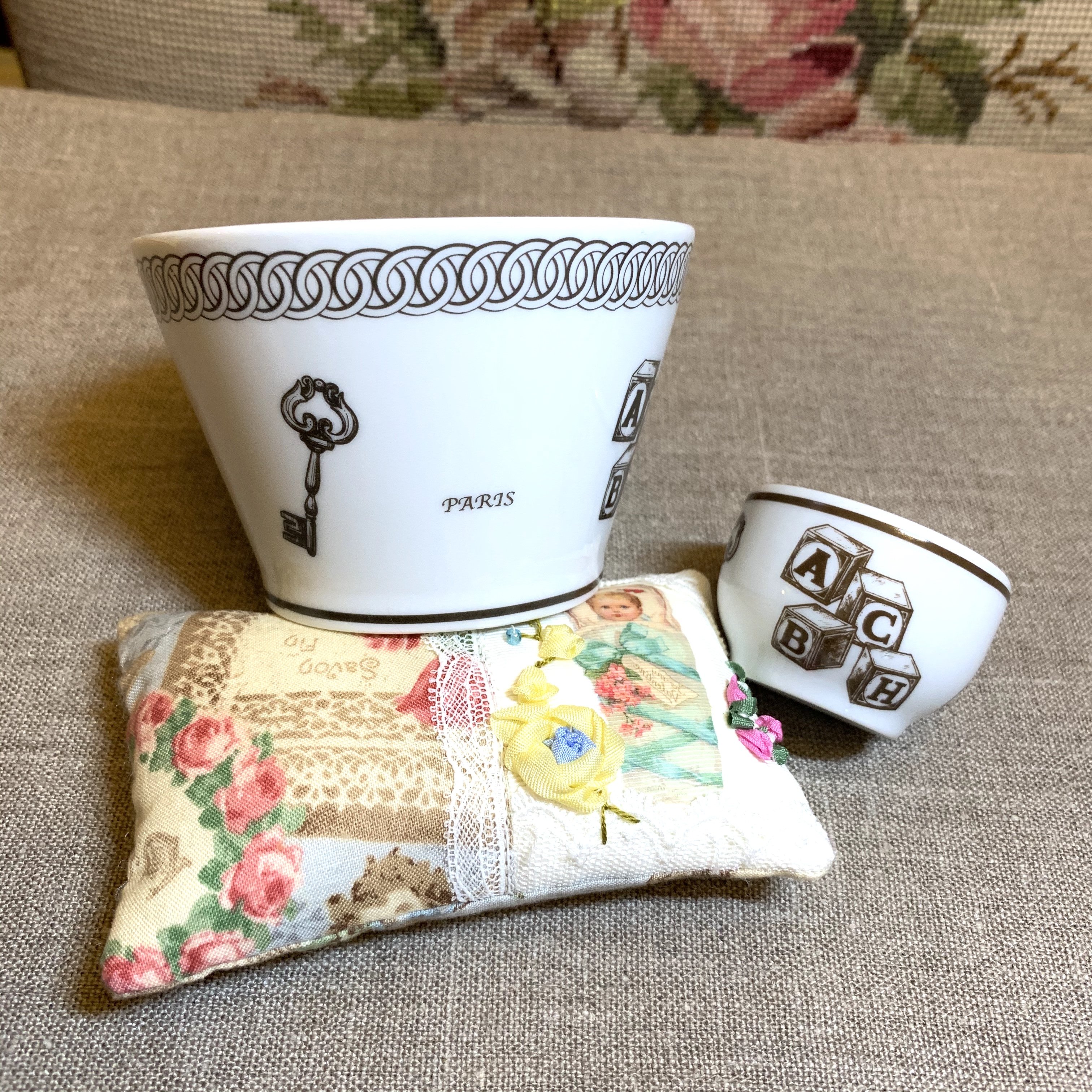ポーセラーツ ベアー小鉢と極小ボール2個セット