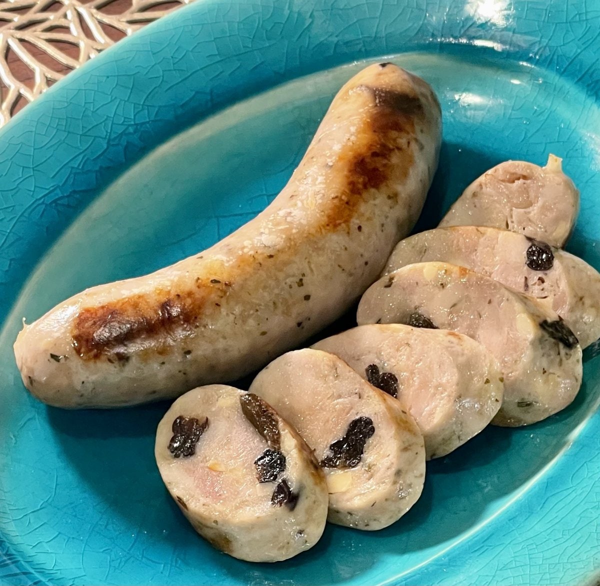 【2026年1月下旬発送】【アップサイクルソーセージ】【2本セット】ぶどうと平飼い鶏とのソーセージ　叶屋農園の大粒ぶどう