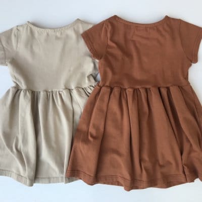 kids シンプル！ロゴワンピース！ベージ..