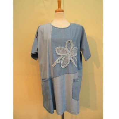 デニムTシャツ