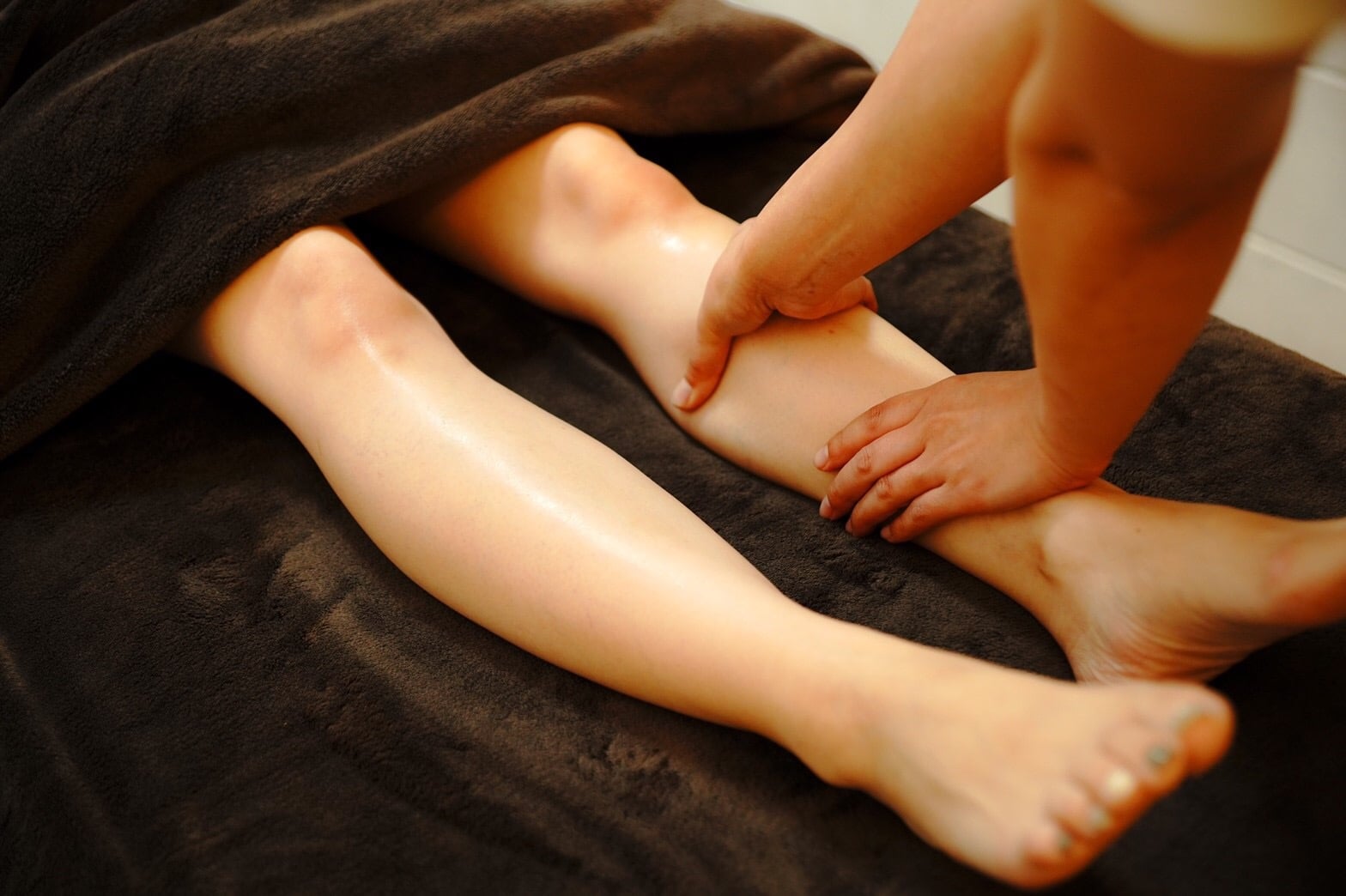 初回限定 バリニーズオイルマッサージ 沖縄那覇市 定額安心サロン 脱毛 エステ ネイル マツエク ホワイトニングサロン ディーキャットリー ツクツク ウェブチケット モバイル コトの通販サイト 体験を買える