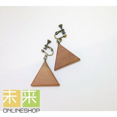 【ウッドアクセサリー】木のイヤリング(ナシ)・イヤリングorピアス変更可能