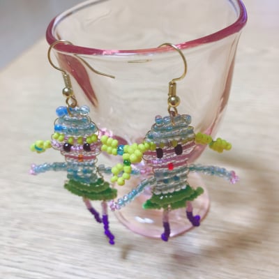 ピアス