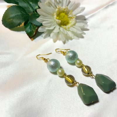 ピアス