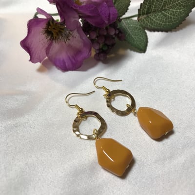 ピアス