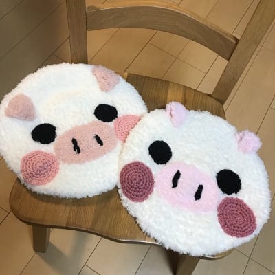 座布団【ぶた】(2枚セット)