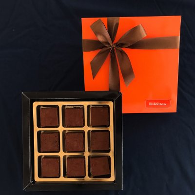 【期間限定】 口どけ生チョコレート 9個セット【ワッフル工房ムエル】