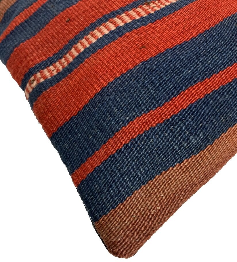 itk-cc129 ウール 手織りキリム オールドキリム クッションカバー 34